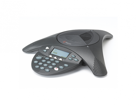 POLYCOM SoundStation 2 , w/Display là chiếc điện thoại hội nghị lý tưởng cho các phòng họp có quy mô khoảng 10 người tham gia. Thiết bị hỗ trợ nhiều tính năng tiên tiến cho cuộc gọi, với chất lượng âm thanh đàm thoại cao.